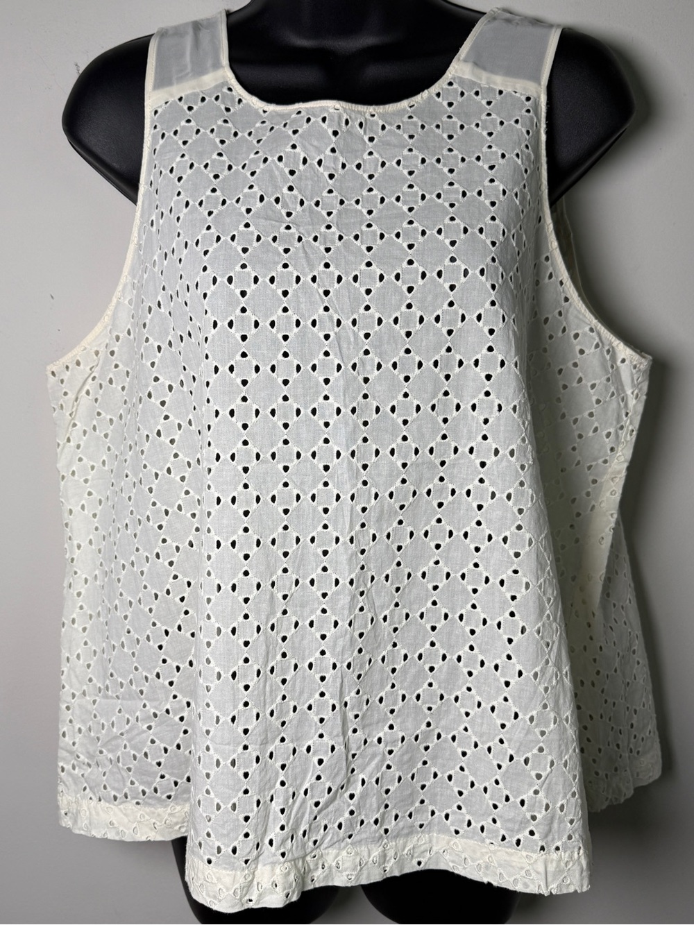LOFT Petites Eyelet Tank Top Quiet Luxury Cream Cottagecore Size LP